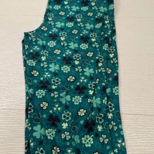 Fabulegs 4 leaf clover/shamrock leggings size xl perfect for St. Patricks Day